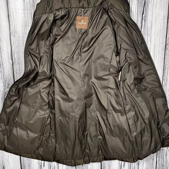 Vintage Moncler Jacket - Picture 5 of 7
